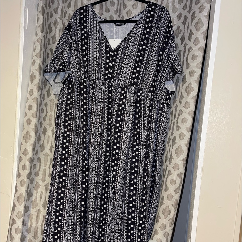 NWT Bloomchic dress